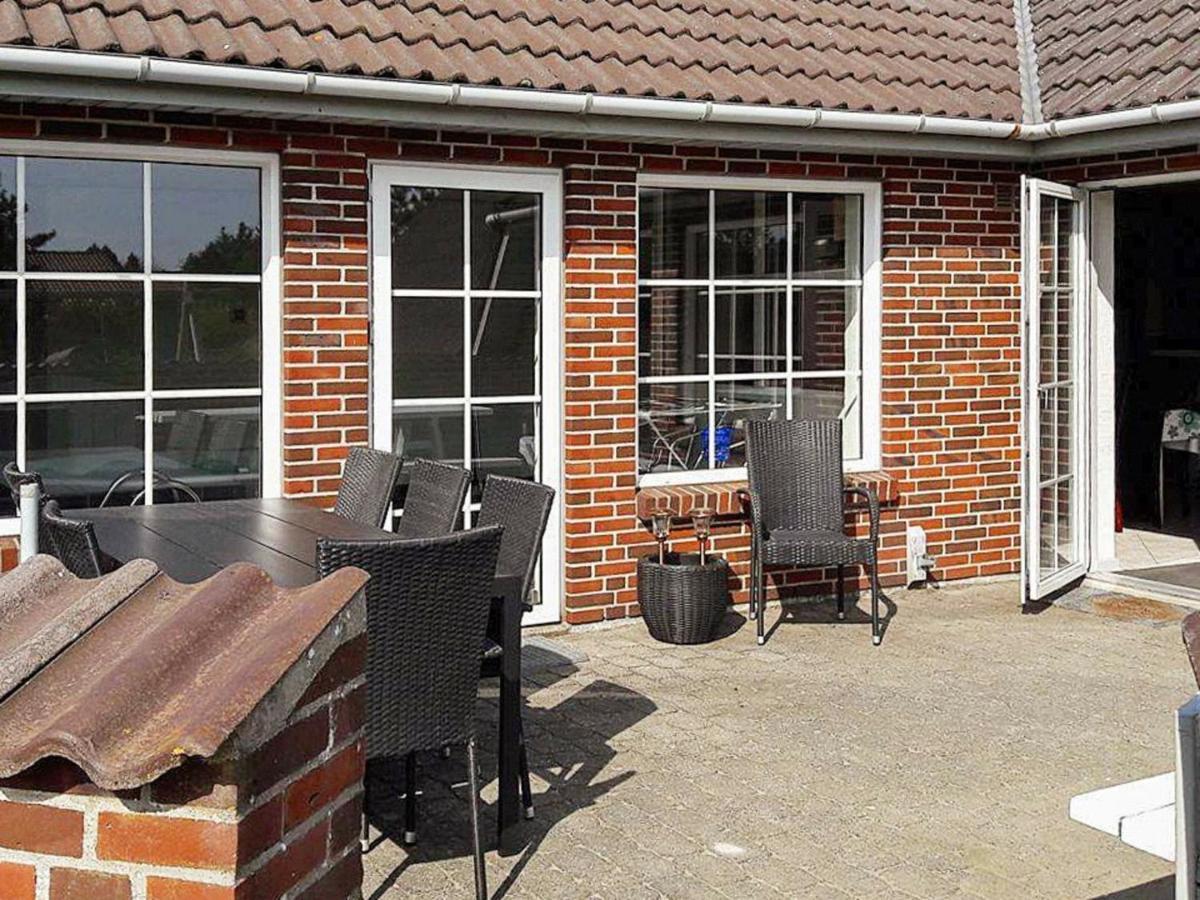 10 Person Holiday Home In Bl Vand Blåvand Dış mekan fotoğraf